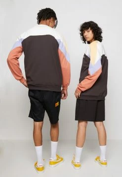 Kaotiko CREW UNISEX - Sweatshirt - Oscuro/marfil/albaricoque 2 Kaotiko CREW UNISEX - Sweatshirt - Oscuro/marfil/albaricoque -Kaotiko Shop 0cf02f3c4d6f451e99b50b2487caf259