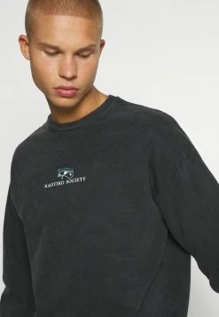 Kaotiko CREW WASHED ISIS UNISEX - Sweatshirt - Black -Kaotiko Shop 170dde33cc4243babb0890e373c0088c