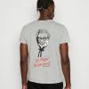 Kaotiko KFC - Print T-shirt - Grey