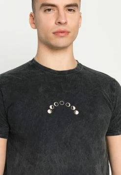 Kaotiko WASHED COSMIC SNAKE - Print T-shirt - Black -Kaotiko Shop 3eab00ebb4d64d5eabc1fed4b02a7bbd