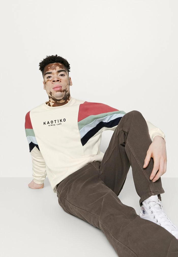 CREW SEATTLE - Sweatshirt - marfil/burgundy Kaotiko CREW SEATTLE - Sweatshirt - Marfil/burgundy -Kaotiko Shop 46f02ebef74c4c31be4a2a891f114236