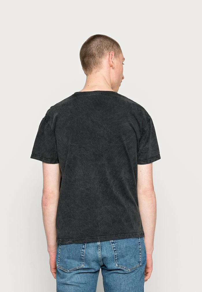 WASHED SHOOT LOVE UNISEX - Print T-shirt - black Kaotiko WASHED SHOOT LOVE UNISEX - Print T-shirt - Black -Kaotiko Shop 4b966f19d97545808078f309c9d0174b