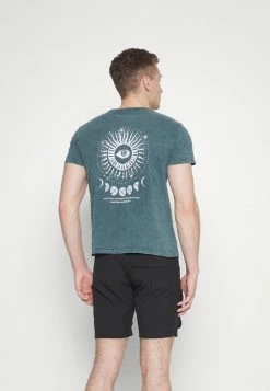 Kaotiko WASHED BRIGHTNESS UNISEX - Print T-shirt - Green 4 Kaotiko WASHED BRIGHTNESS UNISEX - Print T-shirt - Green -Kaotiko Shop 4e63d67513b949f4bc885755746615df