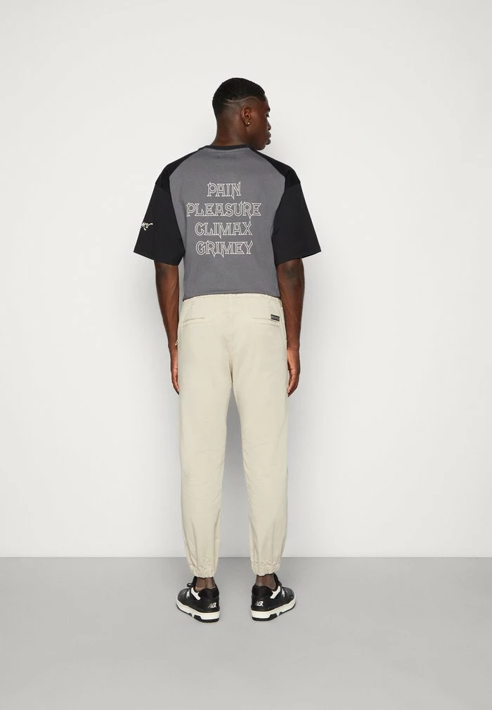 Chinos - beige Kaotiko Chinos - Beige -Kaotiko Shop 55bf424b0f6b4519a601888c6e425c62