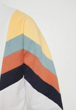 Kaotiko CREW SEATTLE UNISEX - Sweatshirt - White -Kaotiko Shop 59772664b1f642888577449a92ee1e77