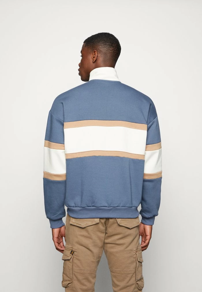 CREW BERWIN UNISEX - Sweatshirt - prusia/arena/ivory Kaotiko CREW BERWIN UNISEX - Sweatshirt - Prusia/arena/ivory -Kaotiko Shop 5eb1b82e2e2241ca9f0e1fdd97e7a5dc