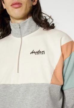 Kaotiko CREW COLIN - Sweatshirt - Grey 11 Kaotiko CREW COLIN - Sweatshirt - Grey -Kaotiko Shop 9bd410fdd08347ff9dc74387e1620a7f