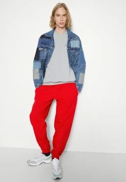 Kaotiko PANTALÓN CHANDAL UNISEX - Tracksuit Bottoms - Red -Kaotiko Shop a48052b00cdd48dabd3b8c09270d13ed