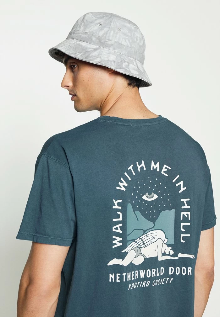 WASHED NETHERWORLD DOOR UNISEX - Print T-shirt - navy Kaotiko WASHED NETHERWORLD DOOR UNISEX - Print T-shirt - Navy -Kaotiko Shop a8670851d78b4931b4220a3c19b9c15a