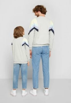 Kaotiko CREW SEATTLE UNISEX - Sweatshirt - Gris/amarillo/verde 3 Kaotiko CREW SEATTLE UNISEX - Sweatshirt - Gris/amarillo/verde -Kaotiko Shop d3b14ece85c0488e8608d3d08a53cf36