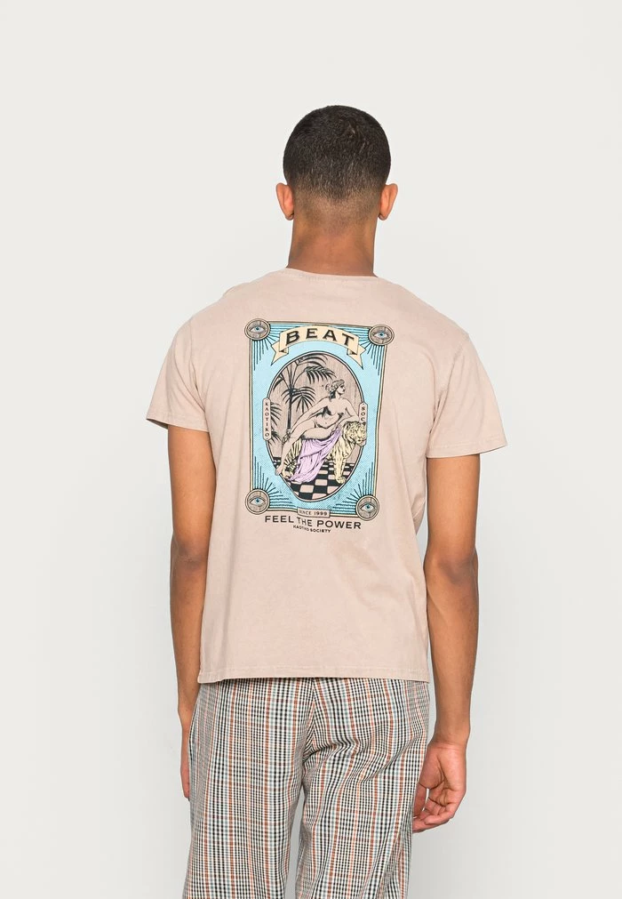 Kaotiko WASHED FEEL THE POWER UNISEX - Print T-shirt - Hueso 1 Kaotiko WASHED FEEL THE POWER UNISEX - Print T-shirt - Hueso