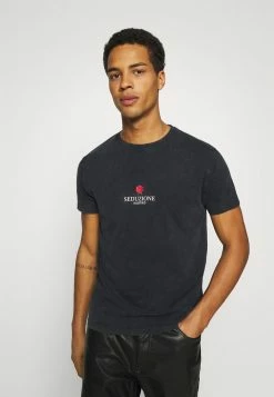 Kaotiko WASHED VENUS ROSES - Print T-shirt - Black Acid Wash -Kaotiko Shop efa49d390c944901ba9cdce632381b8c