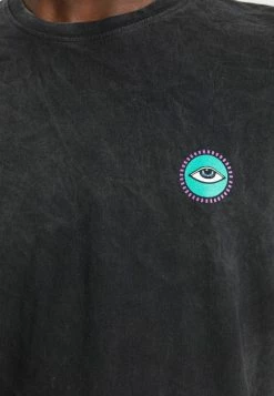 Kaotiko WASHED PARROT - Print T-shirt - Black 4 Kaotiko WASHED PARROT - Print T-shirt - Black -Kaotiko Shop f0145d472e4245e5a78a9c2f75b6e517