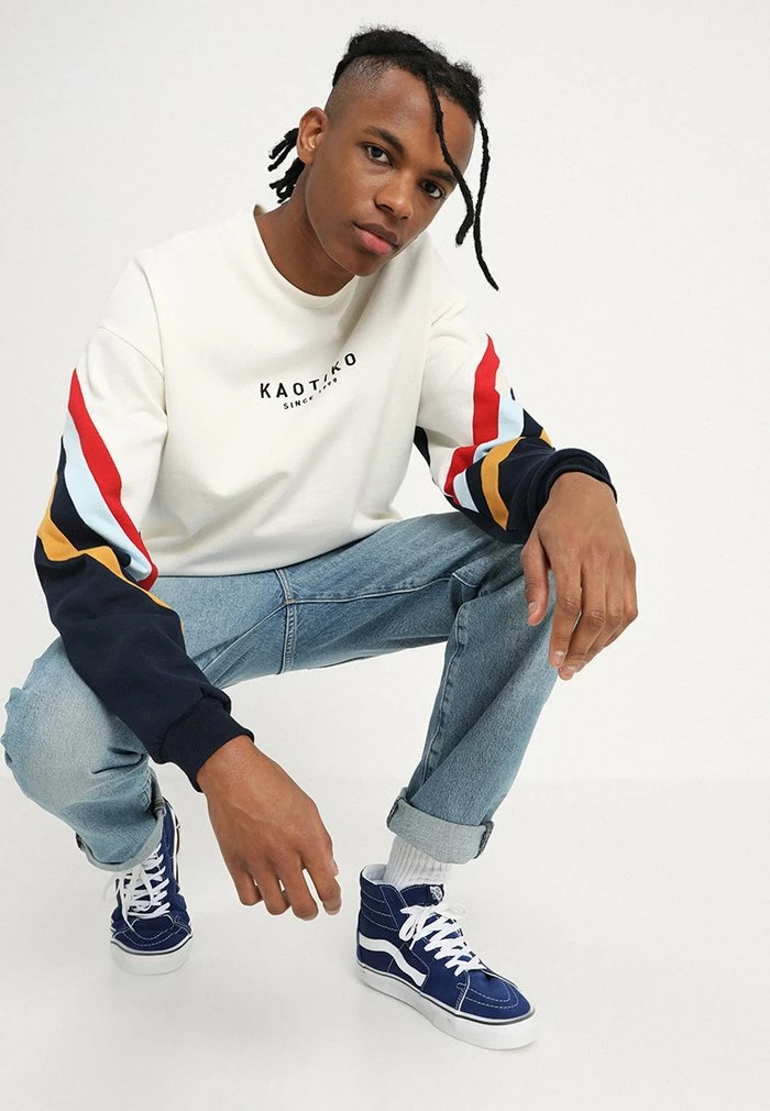 UNISEX - Sweatshirt - white Kaotiko UNISEX - Sweatshirt - White -Kaotiko Shop f997b322cb464a9392201f11902e46df